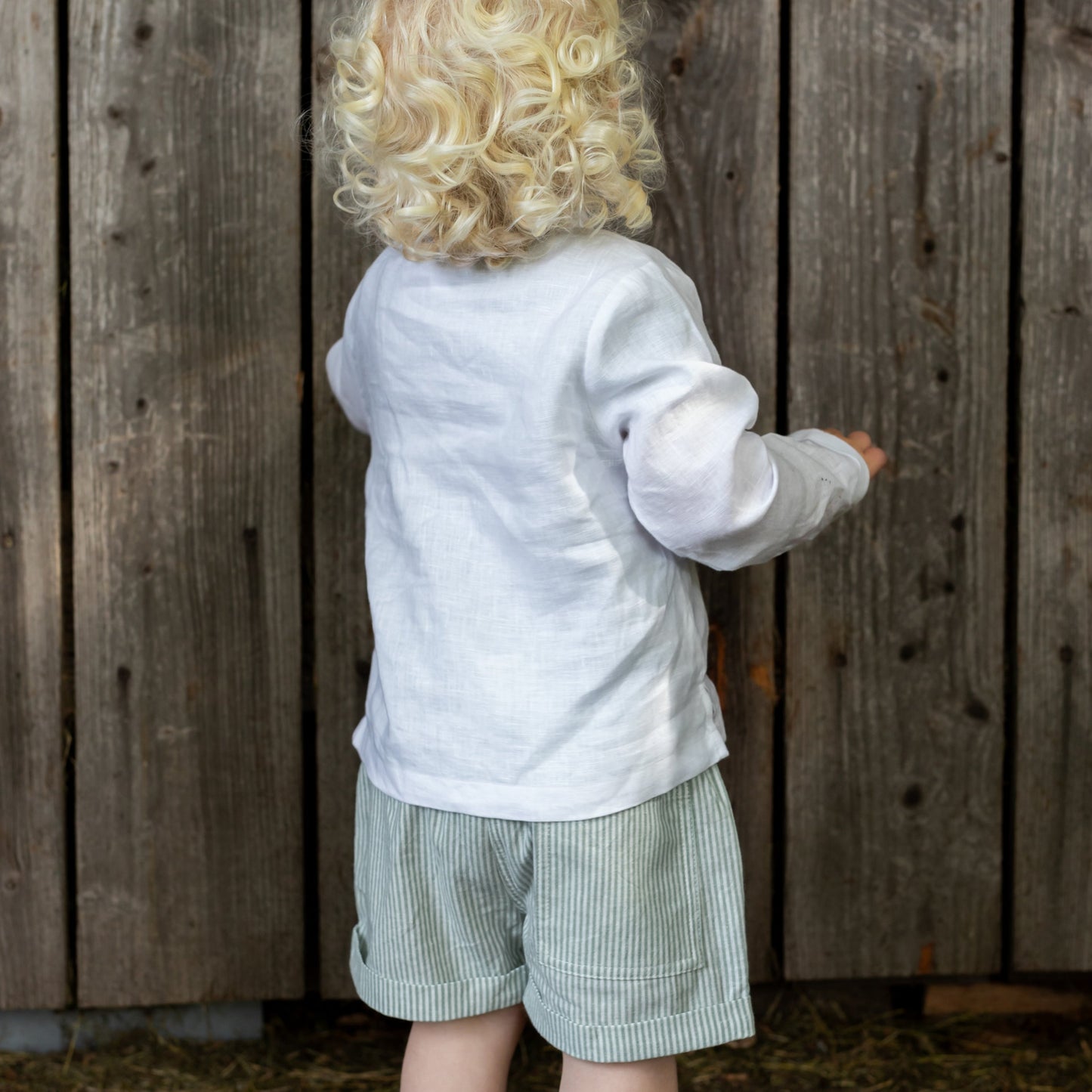 Short Kinder grün gestreift