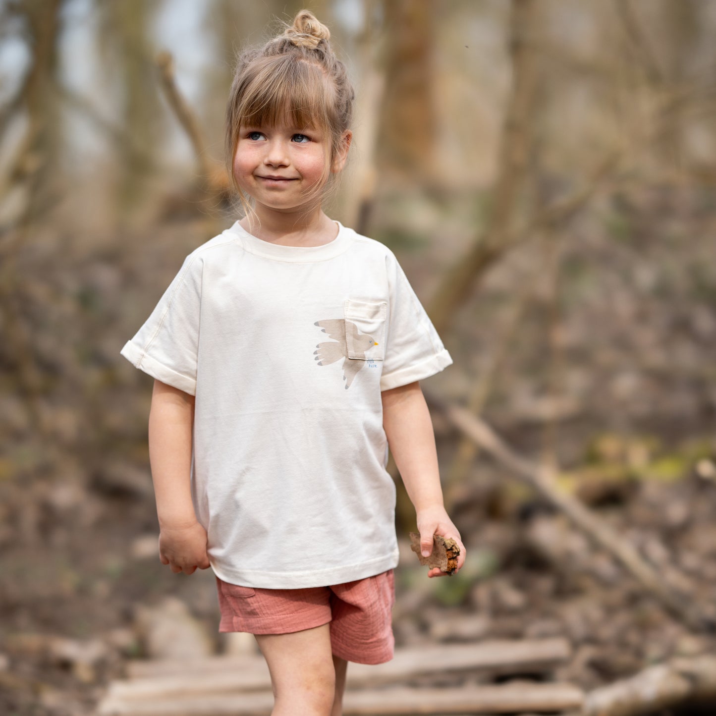 T-shirt mit Brusttasche und Druck