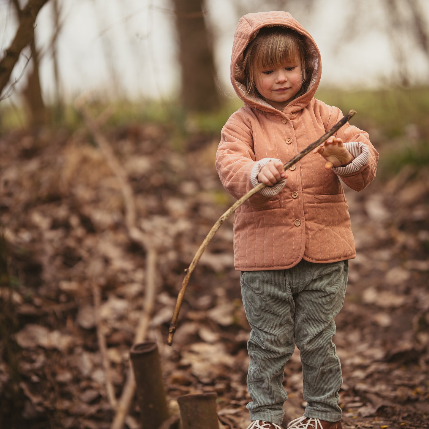 leichte Steppjacke mit Kapuze