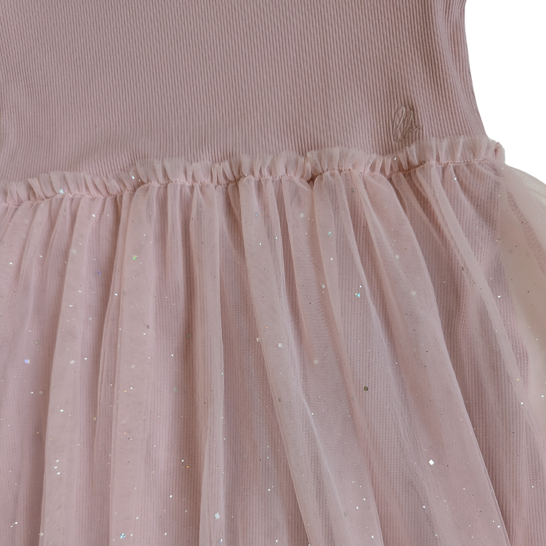 sommerliches Tüllkleid aus Bambus